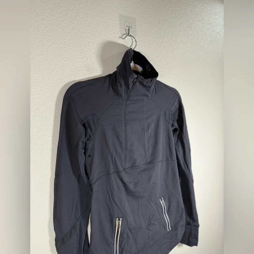 Lululemon athletica Run Reflect Pullover Black jacket 4 R24